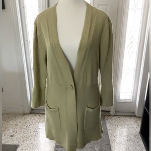 Fashionable cardigan